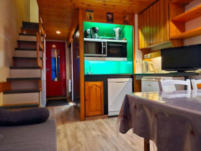 Duplex cosy pour 5 pers à Arc 1800, skis aux pieds, balcon et Wi-Fi inclus - FR-1-411-119